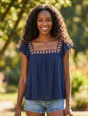 Xhilaration Navy WOMENS XL Square-Neck Embroidered Gauze Flutter-Sleeve Top